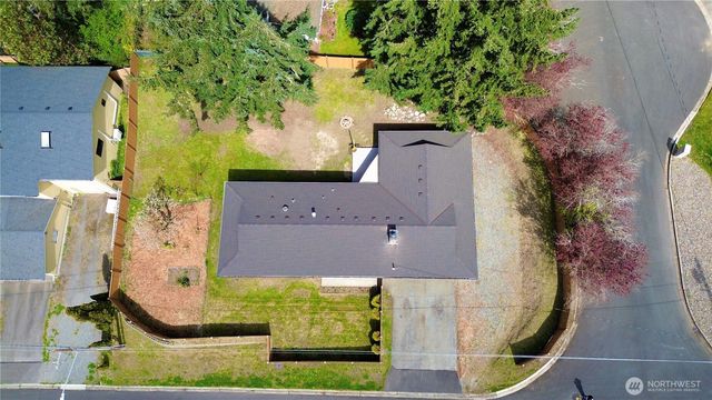 316 S 308th Street, Federal Way, WA 98003