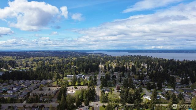 316 S 308th Street, Federal Way, WA 98003