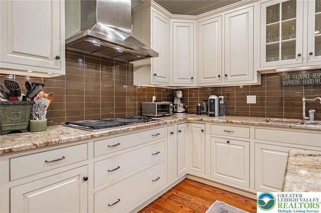 2061 Forge Run, Bethlehem City, PA 18015