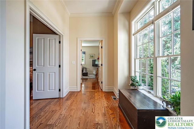 2061 Forge Run, Bethlehem City, PA 18015
