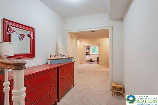 2061 Forge Run, Bethlehem City, PA 18015