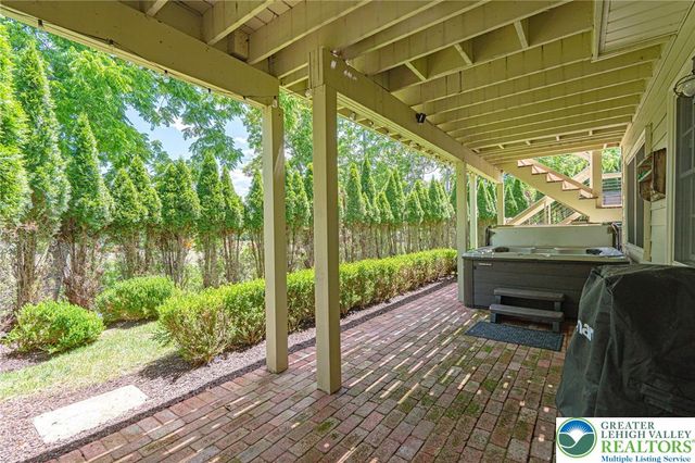 2061 Forge Run, Bethlehem City, PA 18015
