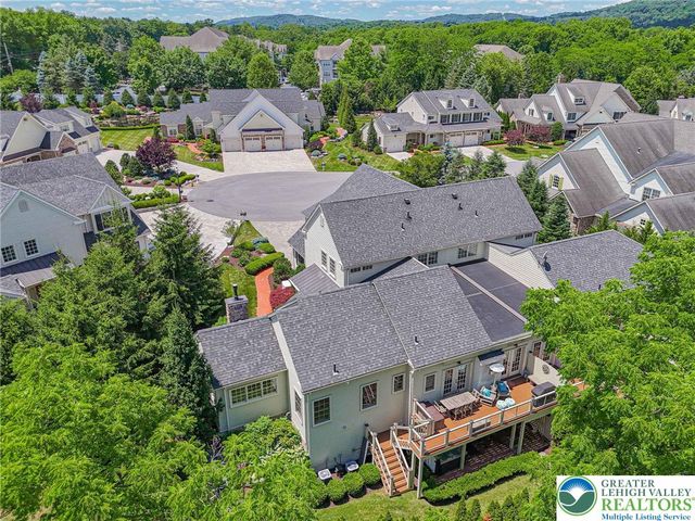 2061 Forge Run, Bethlehem City, PA 18015