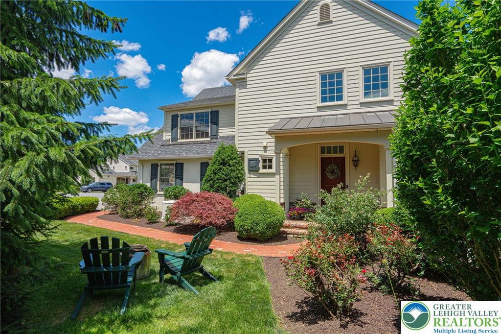 2061 Forge Run, Bethlehem City, PA 18015