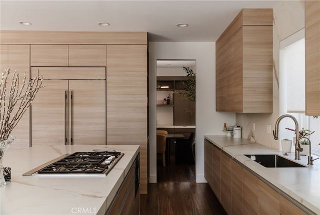 1510 10th, Manhattan Beach, CA 90266