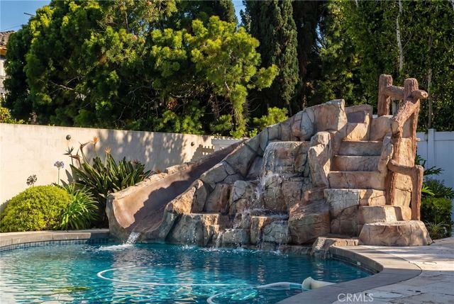 1510 10th, Manhattan Beach, CA 90266