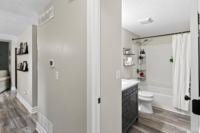 10626 West Road, Harrison, OH 45030