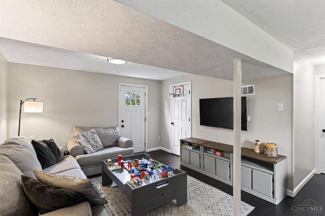 10626 West Road, Harrison, OH 45030