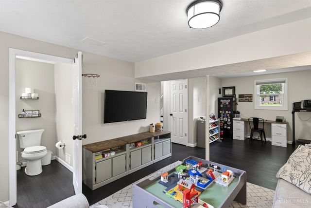 10626 West Road, Harrison, OH 45030