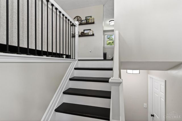 10626 West Road, Harrison, OH 45030