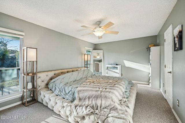 8064 KILWINNING Lane, Jacksonville, FL 32244