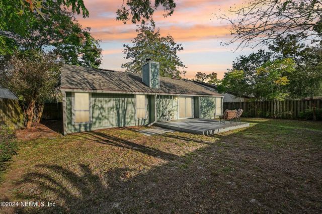 8064 KILWINNING Lane, Jacksonville, FL 32244