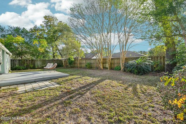 8064 KILWINNING Lane, Jacksonville, FL 32244