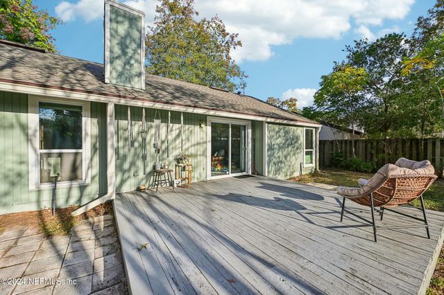 8064 KILWINNING Lane, Jacksonville, FL 32244