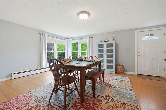 81 Florida Ave, Bellingham, MA 02019