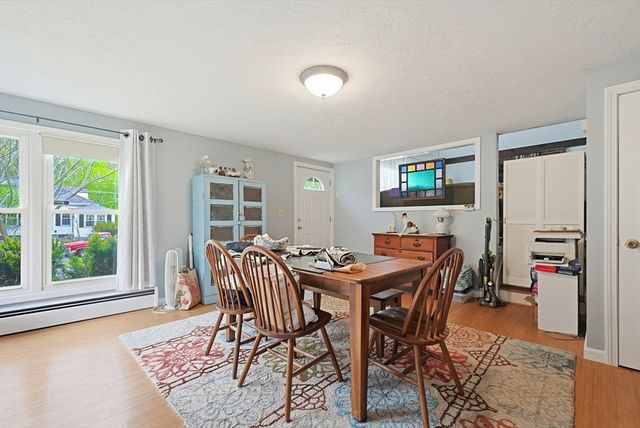 81 Florida Ave, Bellingham, MA 02019