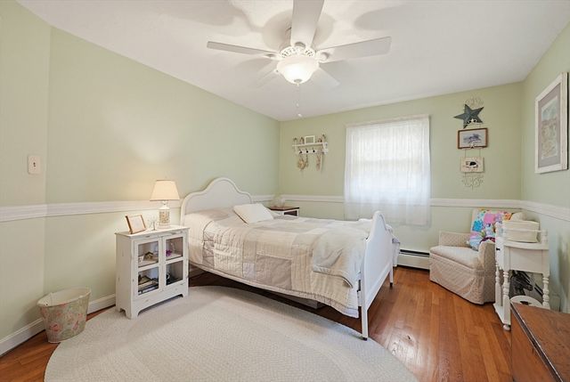 81 Florida Ave, Bellingham, MA 02019