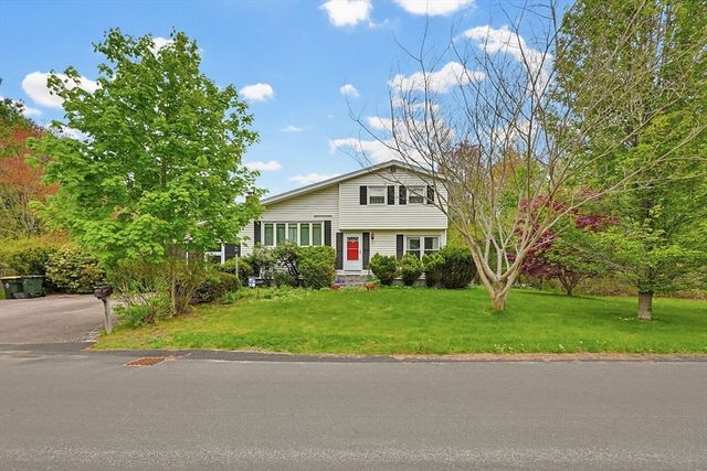81 Florida Ave, Bellingham, MA 02019