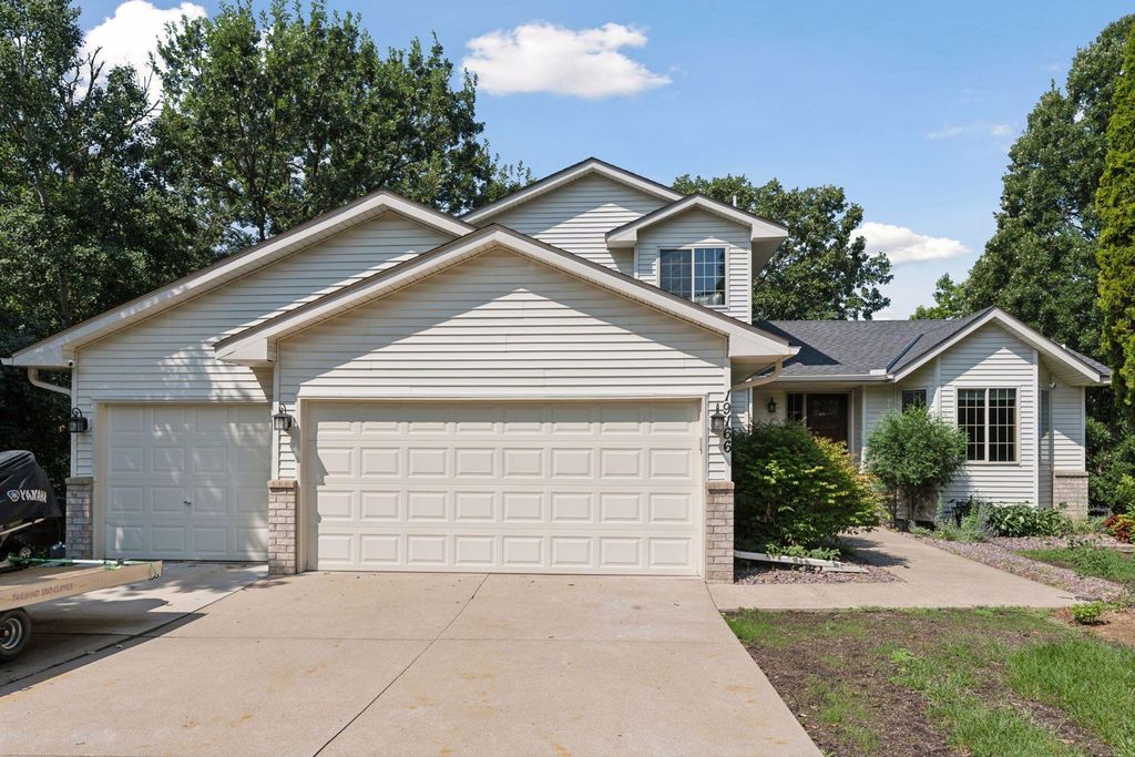 19166 Evans Circle, Elk River, MN 55330