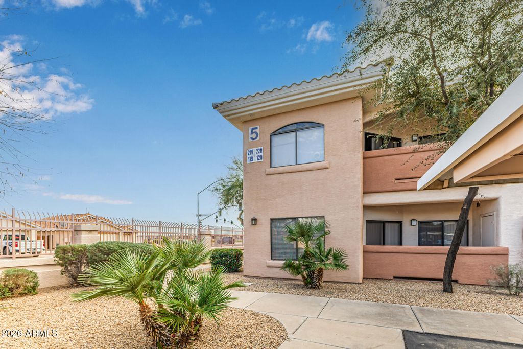 10030 W INDIAN SCHOOL Road 219, Phoenix, AZ 85037 — photo 2