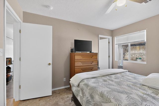 593 Clayton Meadows Drive NE, Rio Rancho, NM 87144