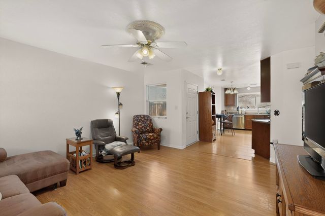 593 Clayton Meadows Drive NE, Rio Rancho, NM 87144