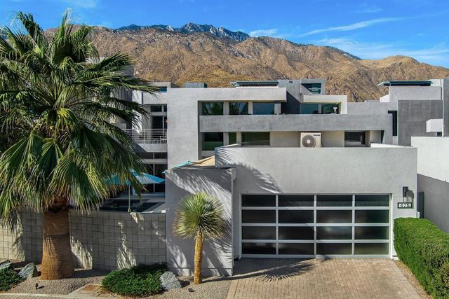 425 Suave Lane, Palm Springs, CA 92262