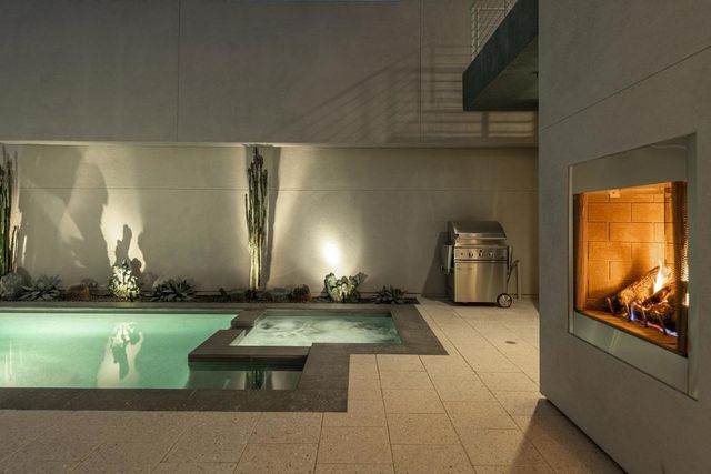 425 Suave Lane, Palm Springs, CA 92262