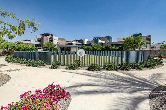 425 Suave Lane, Palm Springs, CA 92262