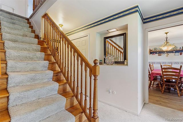 4925 S Huron River Drive, Flat Rock, MI 48134