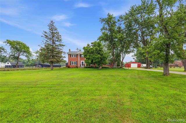4925 S Huron River Drive, Flat Rock, MI 48134