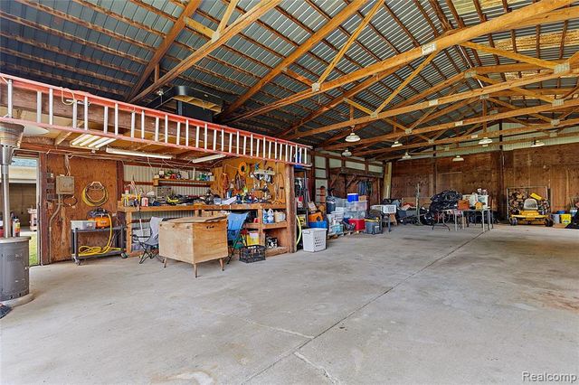 4925 S Huron River Drive, Flat Rock, MI 48134