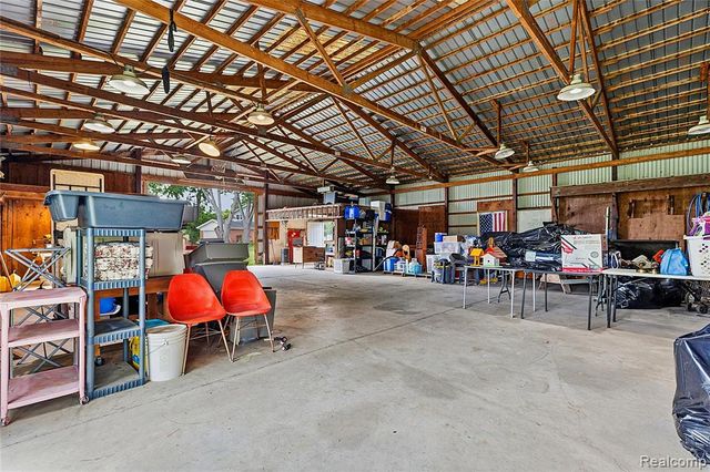 4925 S Huron River Drive, Flat Rock, MI 48134