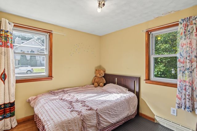 77 Progressive St, Worcester, MA 01604