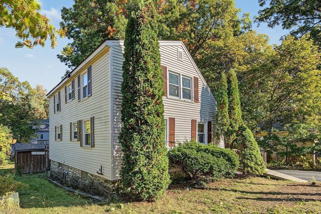 77 Progressive St, Worcester, MA 01604