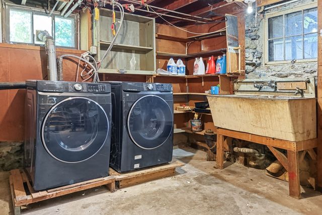 77 Progressive St, Worcester, MA 01604