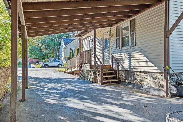 77 Progressive St, Worcester, MA 01604