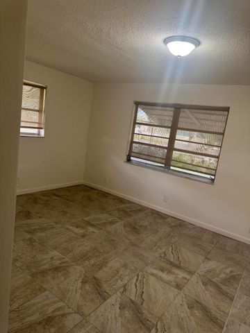 100 NW 27th Street, Pompano Beach, FL 33064