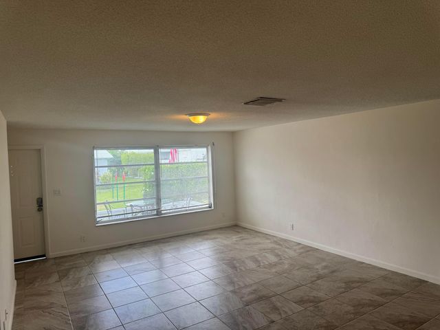 100 NW 27th Street, Pompano Beach, FL 33064