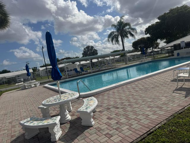 100 NW 27th Street, Pompano Beach, FL 33064