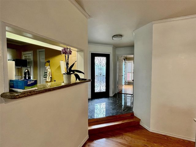 4130 Proton Drive 44D, Addison, TX 75001