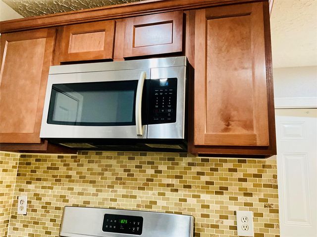 11827 Moss Branch Road, Houston, TX 77043