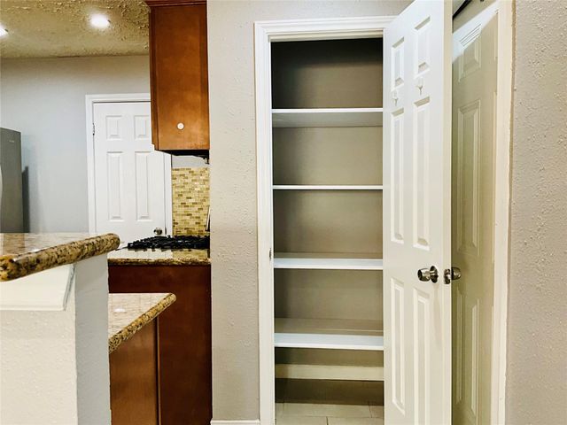 11827 Moss Branch Road, Houston, TX 77043