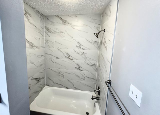 11827 Moss Branch Road, Houston, TX 77043