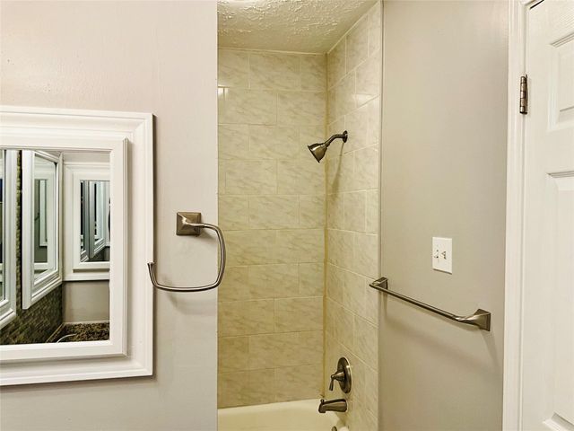 11827 Moss Branch Road, Houston, TX 77043