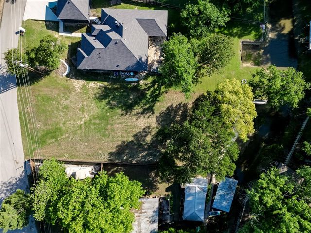 1115 E Lake Drive, Weatherford, TX 76087