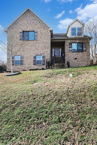 515 McGrath Dr, Smyrna, TN 37167