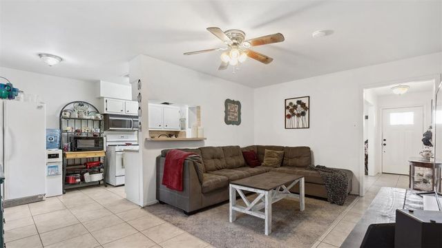 702 Amherst Lane, Deer Park, TX 77536