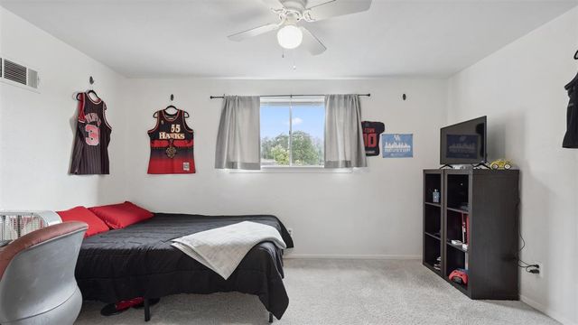 702 Amherst Lane, Deer Park, TX 77536