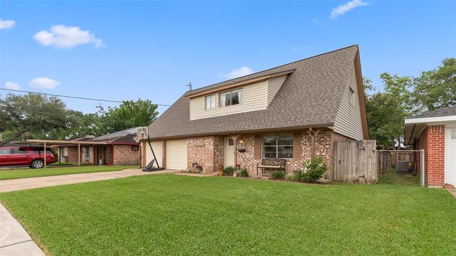 702 Amherst Lane, Deer Park, TX 77536